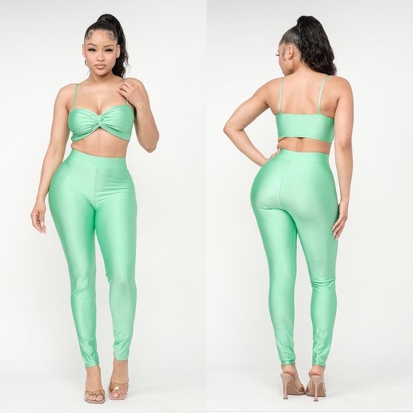 Serenity Twist Top & Leggings Set